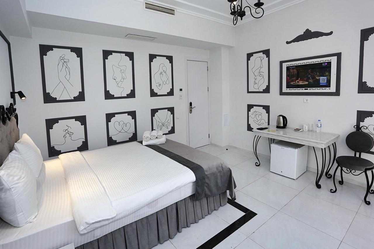 Hotel The One Boutique Tbilisi Esterno foto