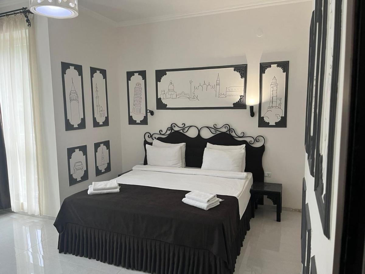 Hotel The One Boutique Tbilisi Esterno foto