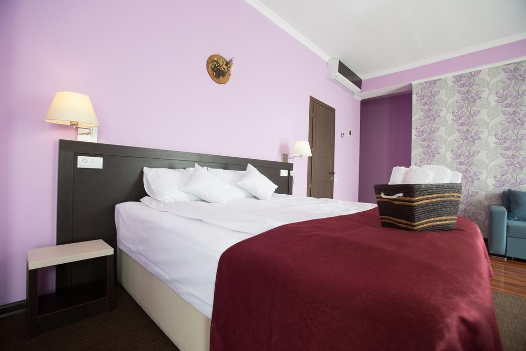 Hotel The One Boutique Tbilisi Esterno foto